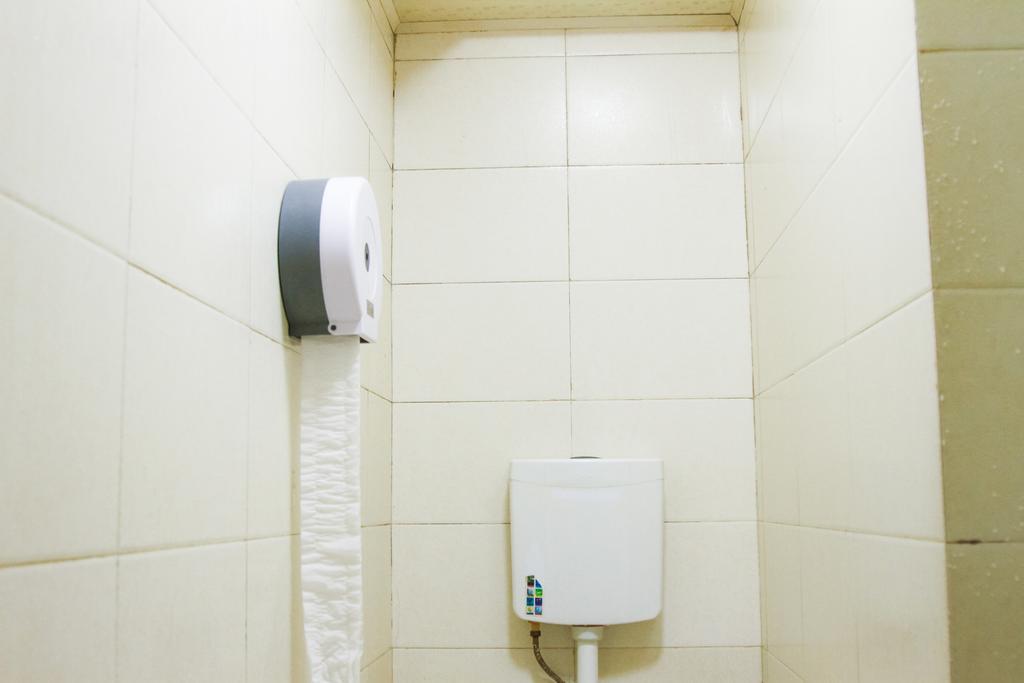 Leo Tian An Men Hostel Beijing Exterior photo
