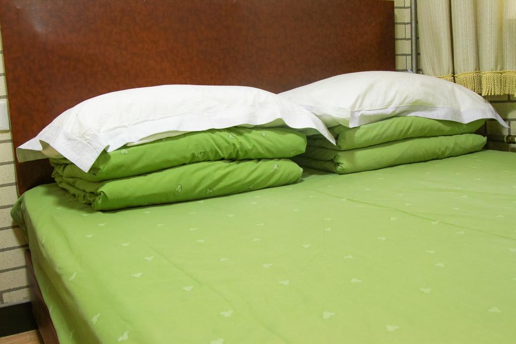 Leo Tian An Men Hostel Beijing Exterior photo